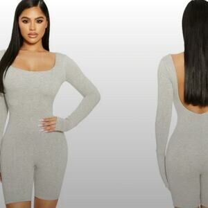 Naked Wardrobe Romper Women's Large Grey New Scoop